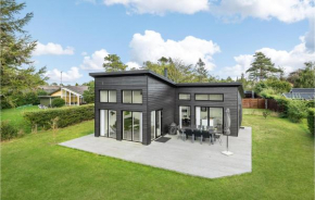 3 Bedroom Stunning Home In Børkop